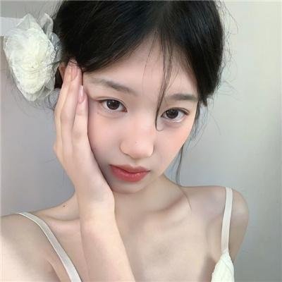 淡蓝琥珀